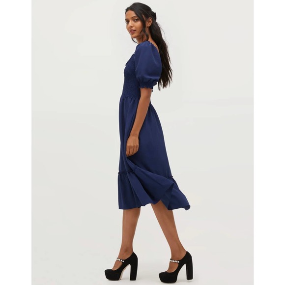 Hill House Dresses & Skirts - HILL HOUSE Navy Smocked Puff Sleeve Midi The Louisa Nap Dress NWT
